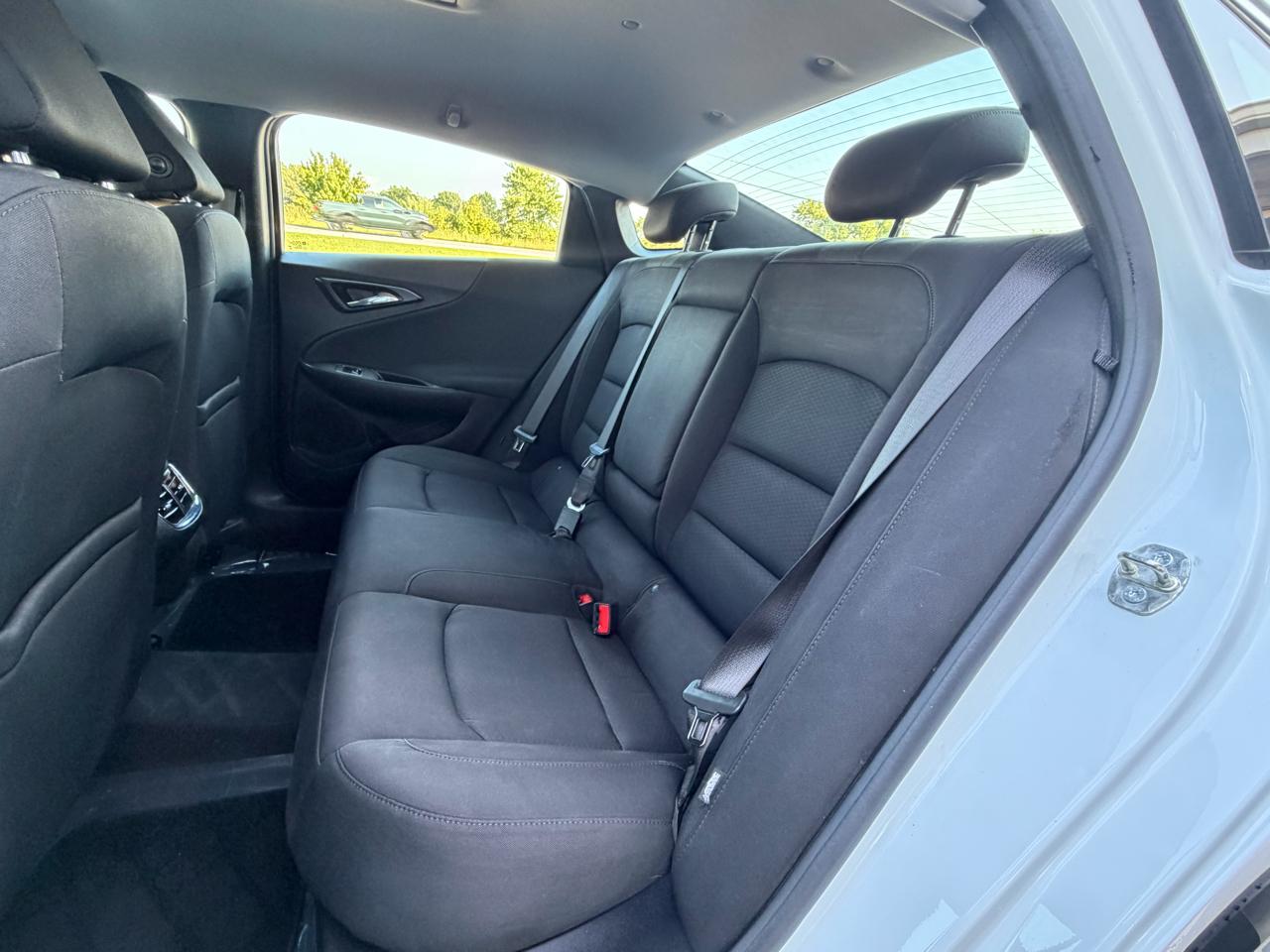 Chevrolet Malibu 4dr Sdn LT 2021