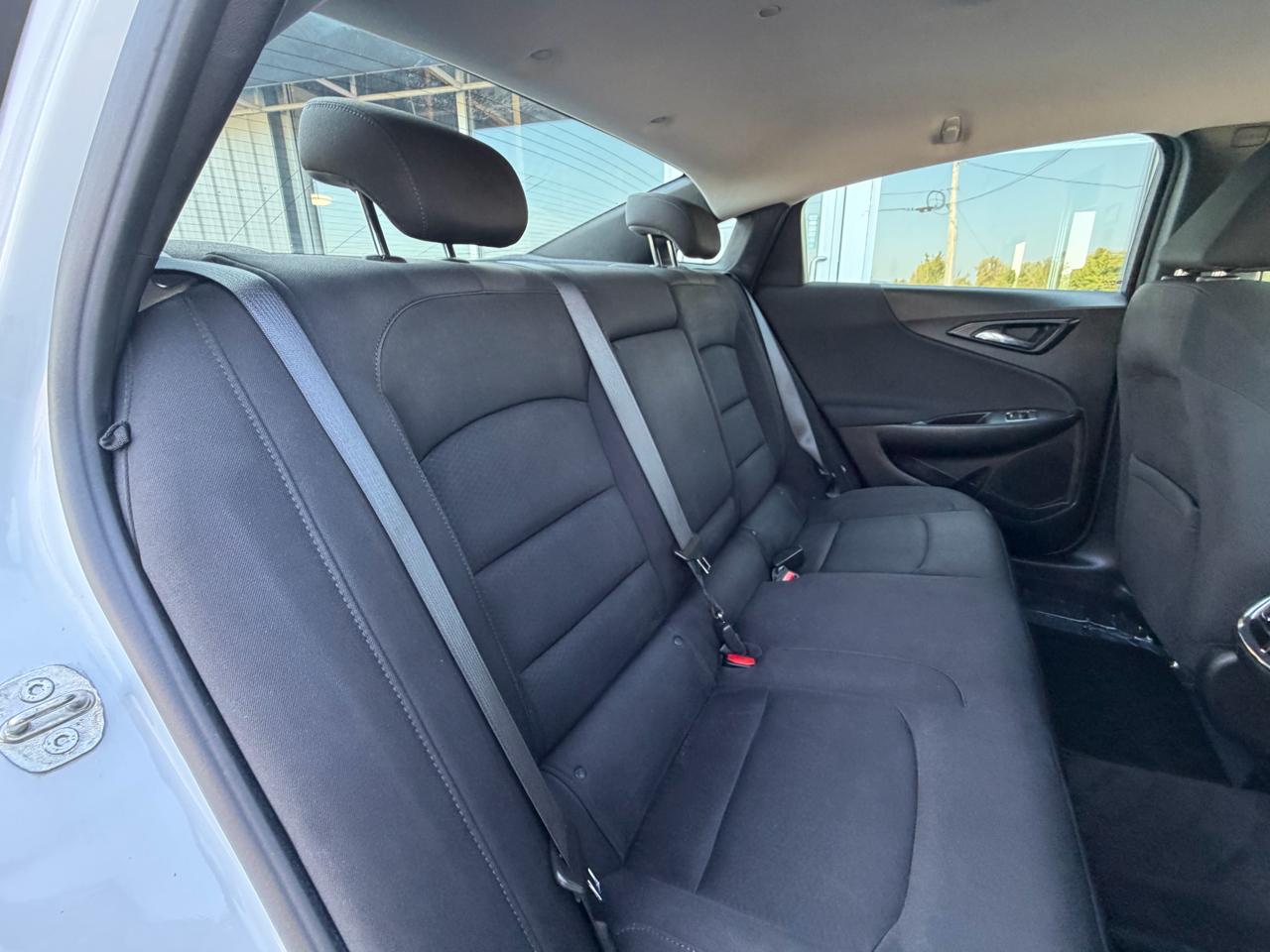 Chevrolet Malibu 4dr Sdn LT 2021