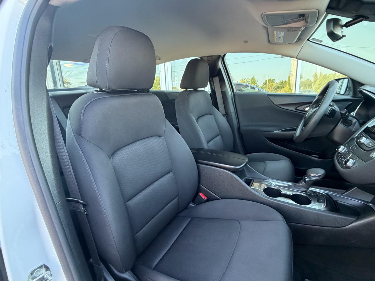 Chevrolet Malibu 4dr Sdn LT 2021