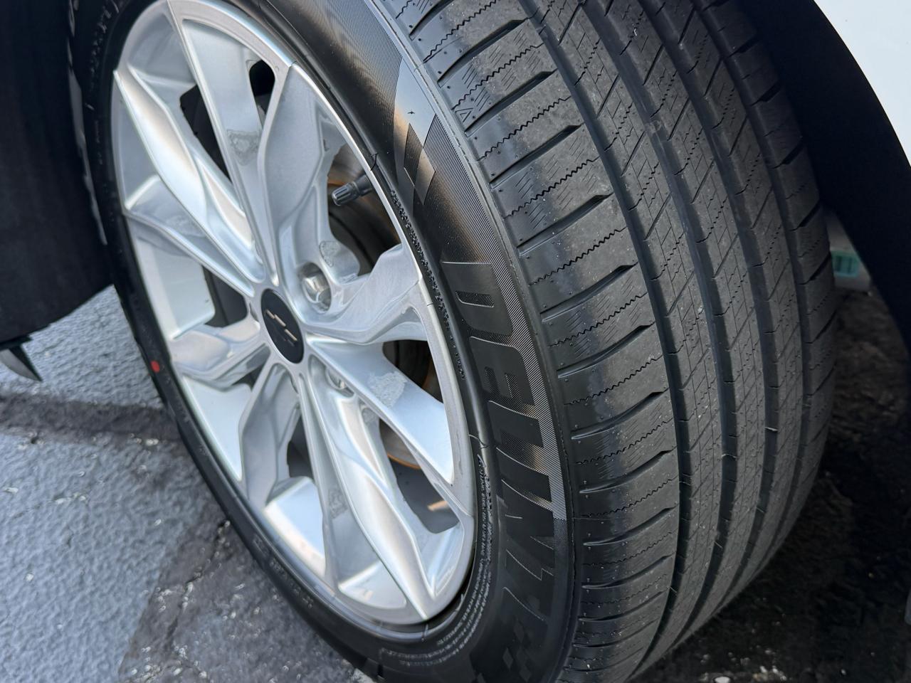 Chevrolet Malibu 4dr Sdn LT 2021