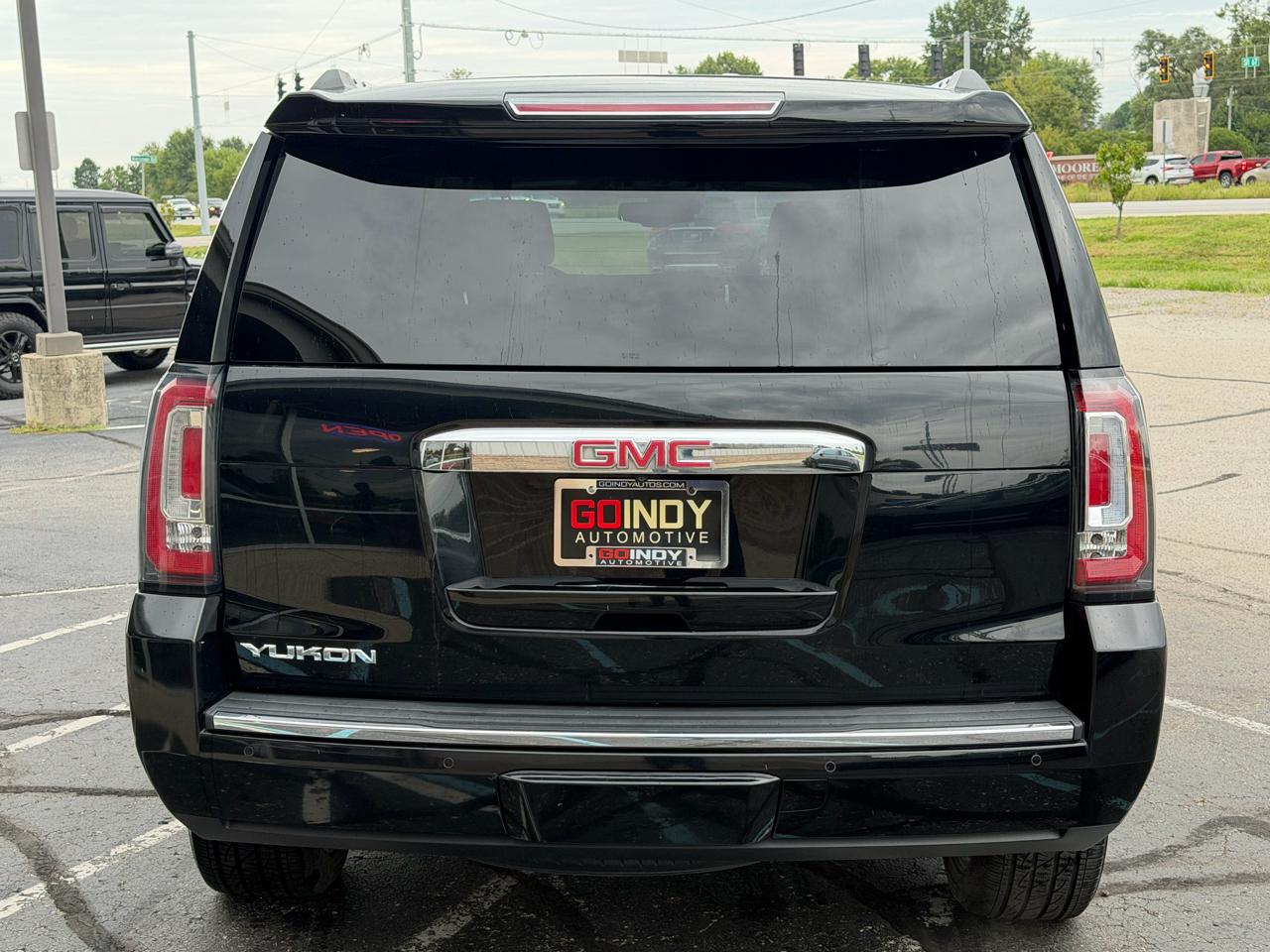 GMC Yukon 4WD 4dr Denali 2017