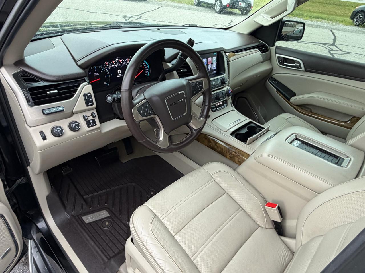 GMC Yukon 4WD 4dr Denali 2017