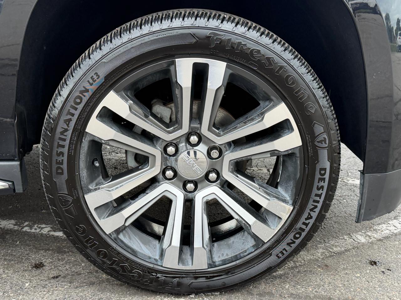 GMC Yukon 4WD 4dr Denali 2017