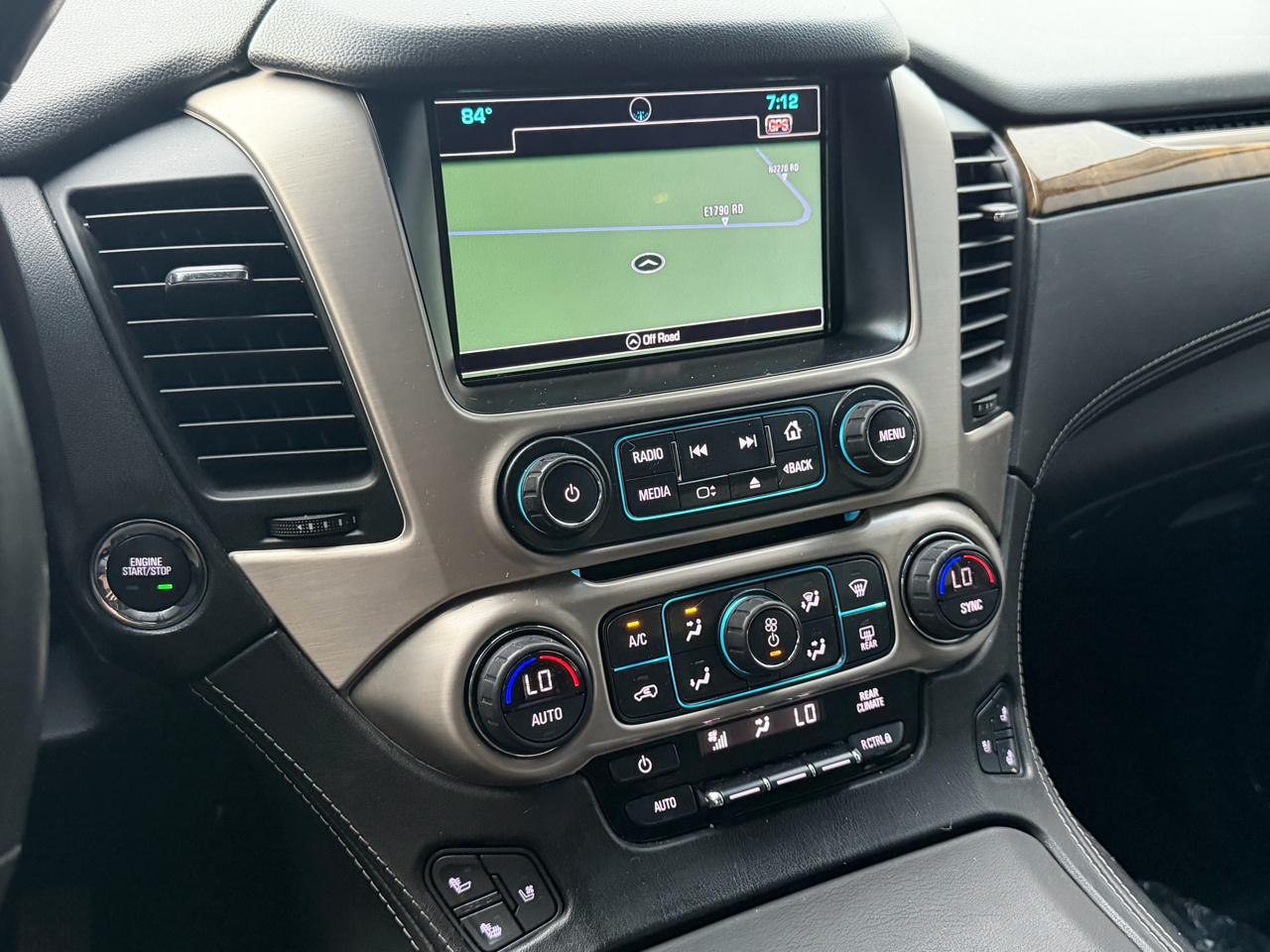 GMC Yukon XL 4WD 4dr Denali 2017