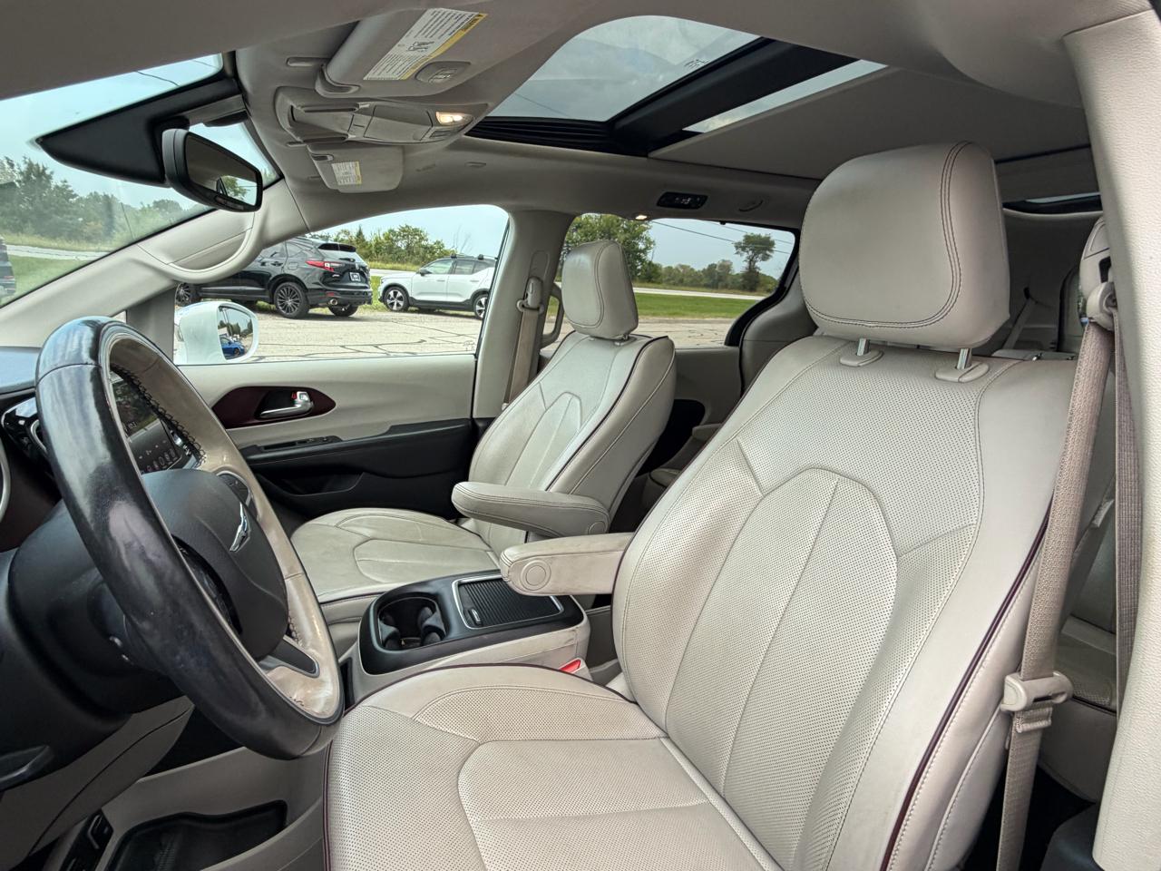 Chrysler Pacifica Limited FWD 2020