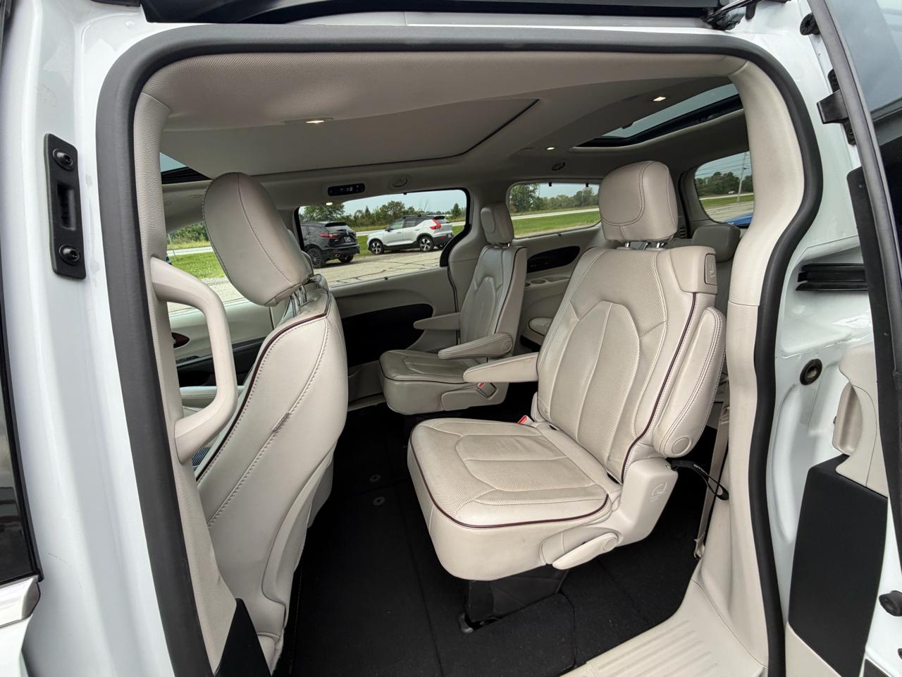 Chrysler Pacifica Limited FWD 2020
