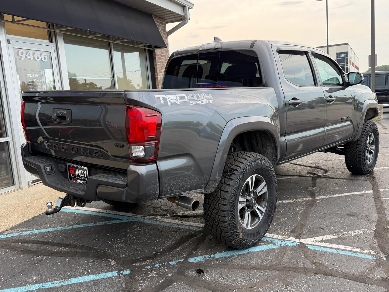 Toyota Tacoma TRD Off Road Double Cab 5' Bed V6 4x4 MT (Natl) 2018