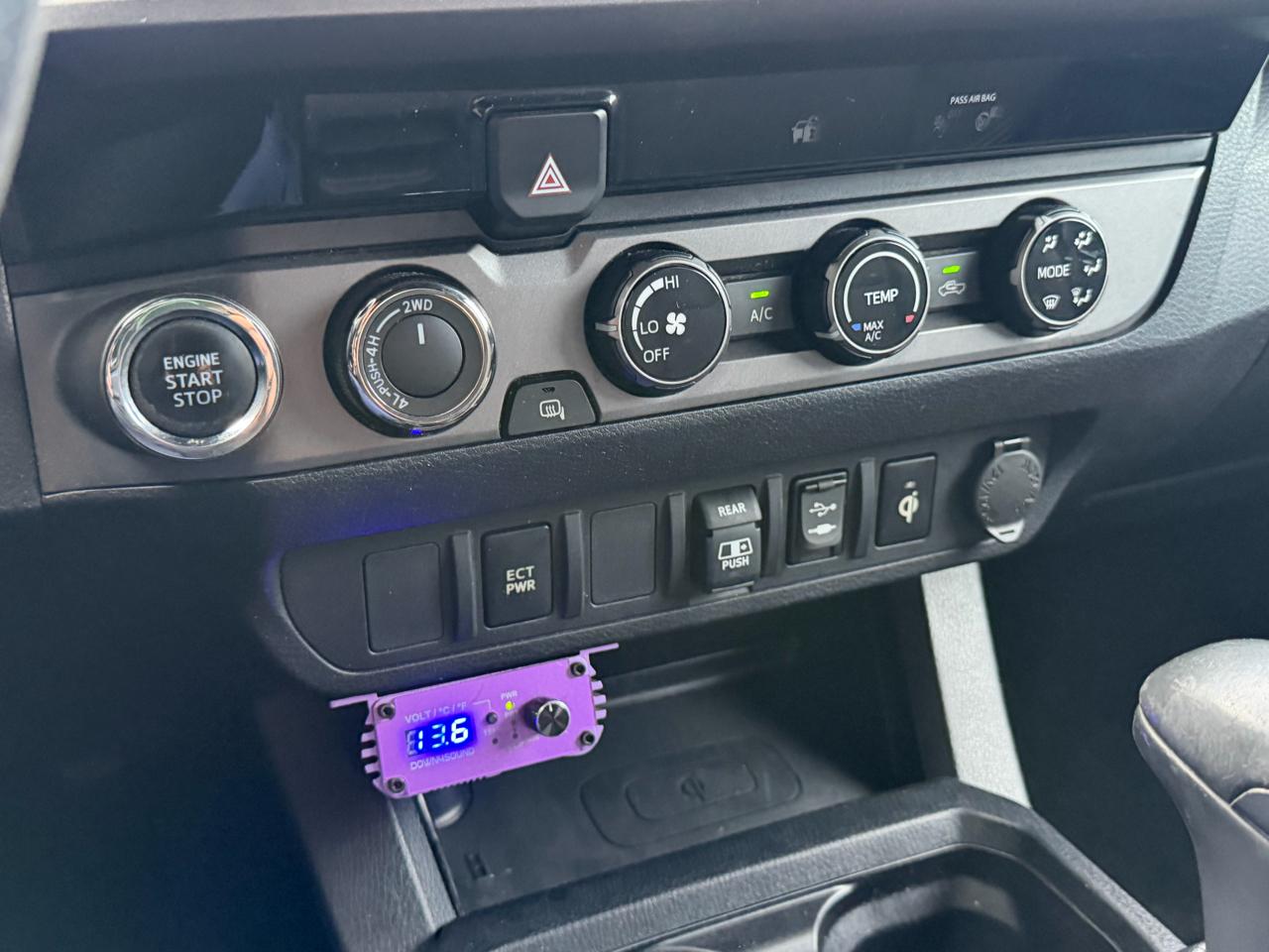 Toyota Tacoma TRD Off Road Double Cab 5' Bed V6 4x4 MT (Natl) 2018