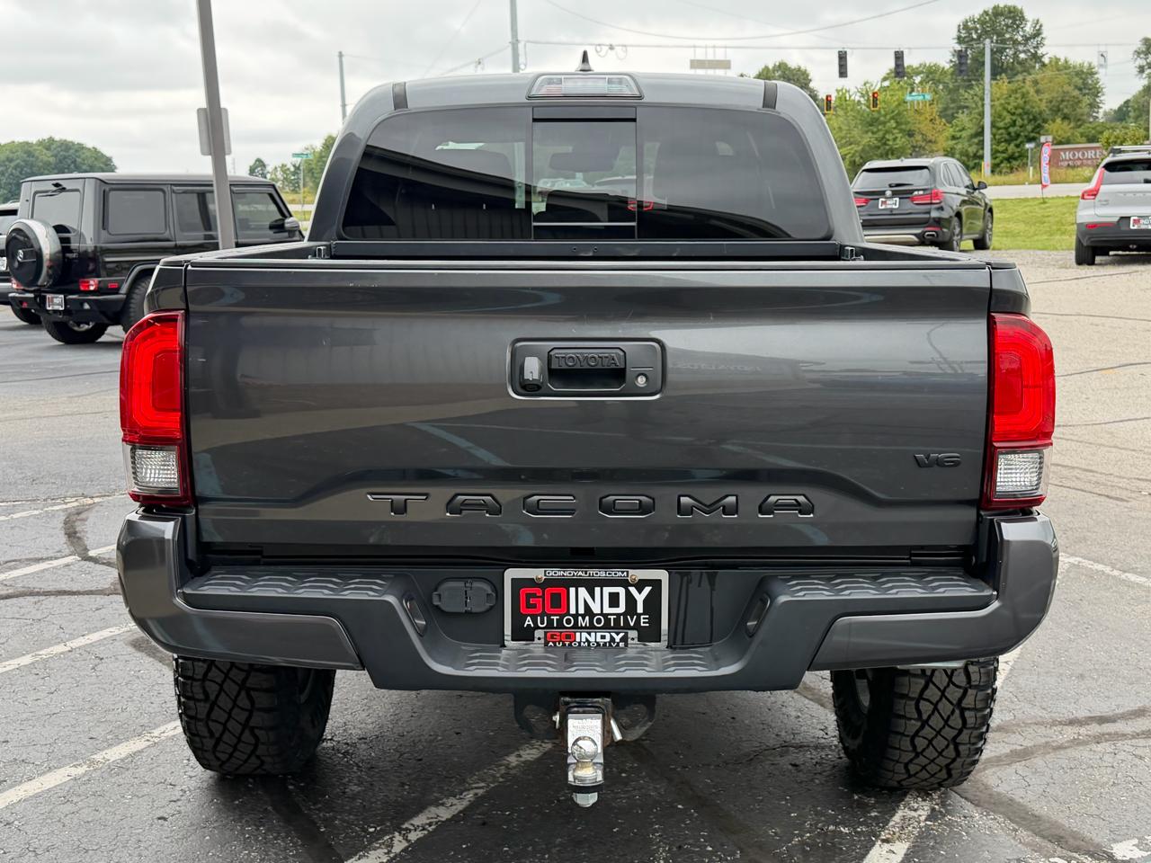 Toyota Tacoma TRD Off Road Double Cab 5' Bed V6 4x4 MT (Natl) 2018
