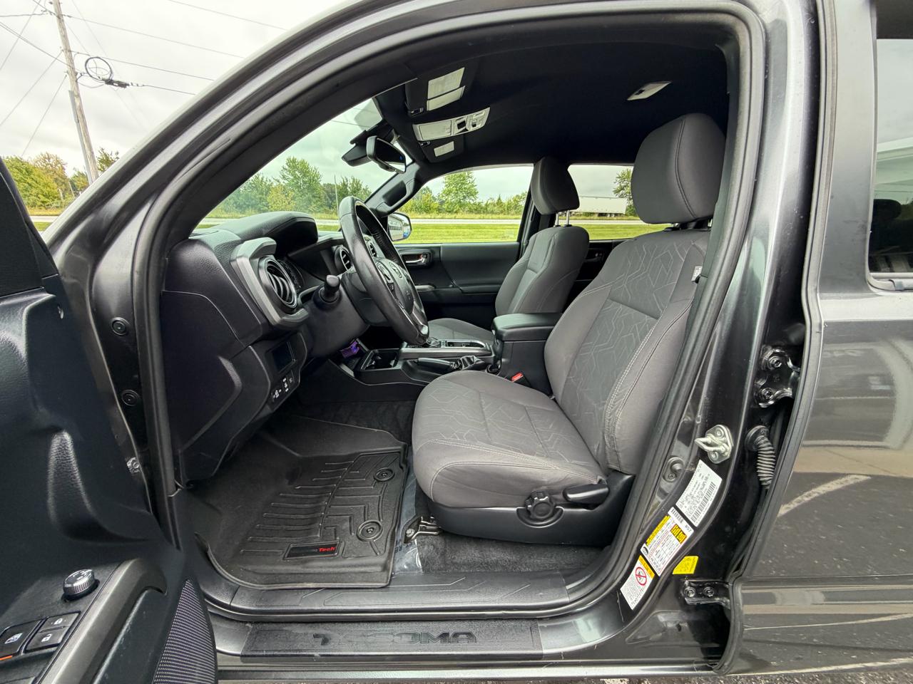 Toyota Tacoma TRD Off Road Double Cab 5' Bed V6 4x4 MT (Natl) 2018
