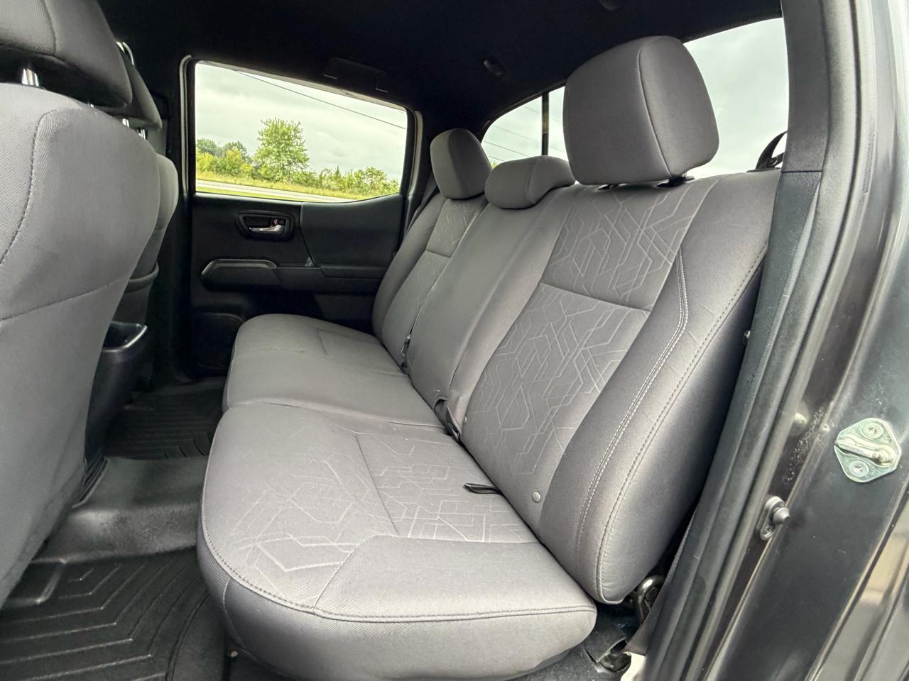 Toyota Tacoma TRD Off Road Double Cab 5' Bed V6 4x4 MT (Natl) 2018