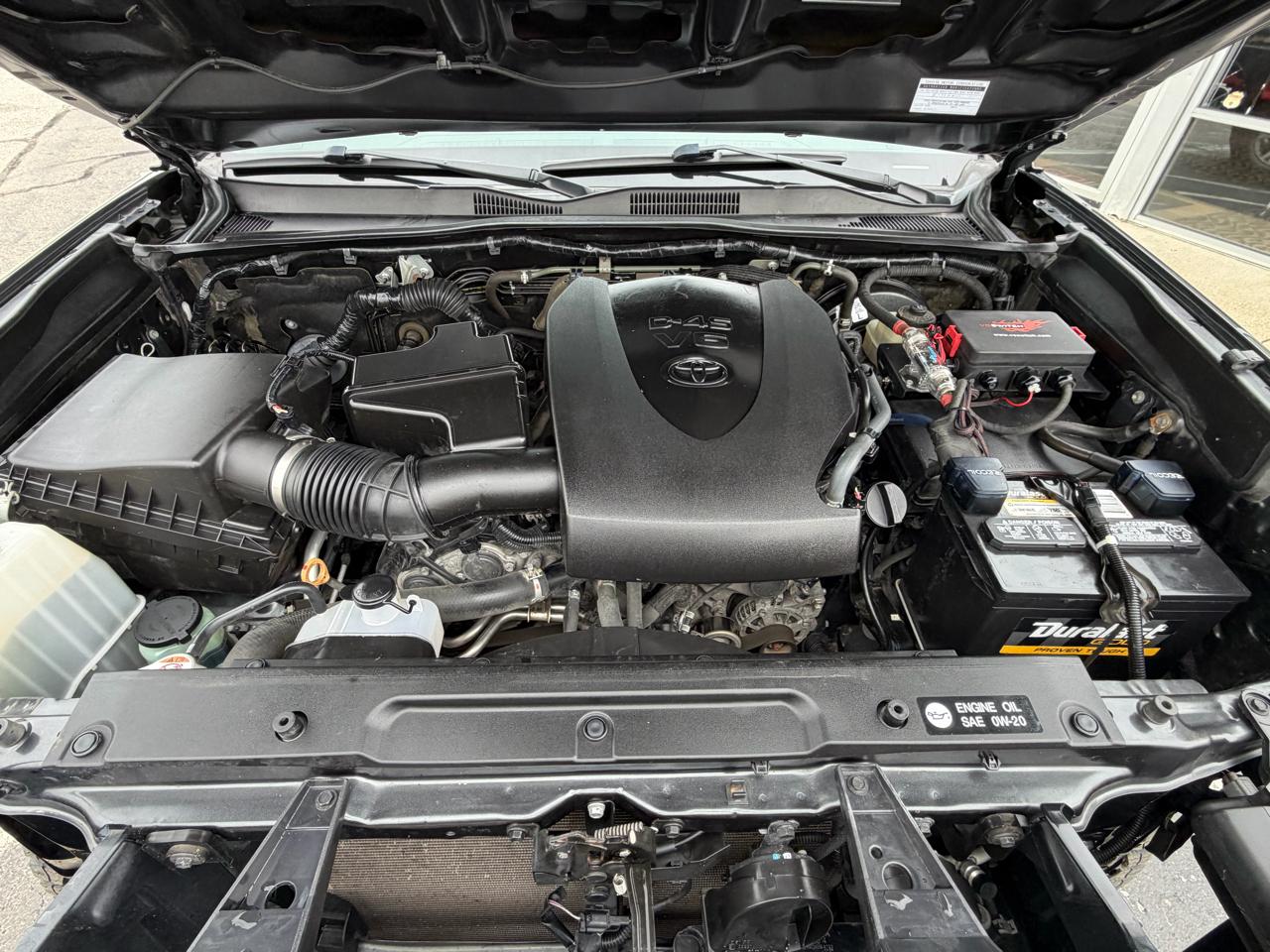 Toyota Tacoma TRD Off Road Double Cab 5' Bed V6 4x4 MT (Natl) 2018