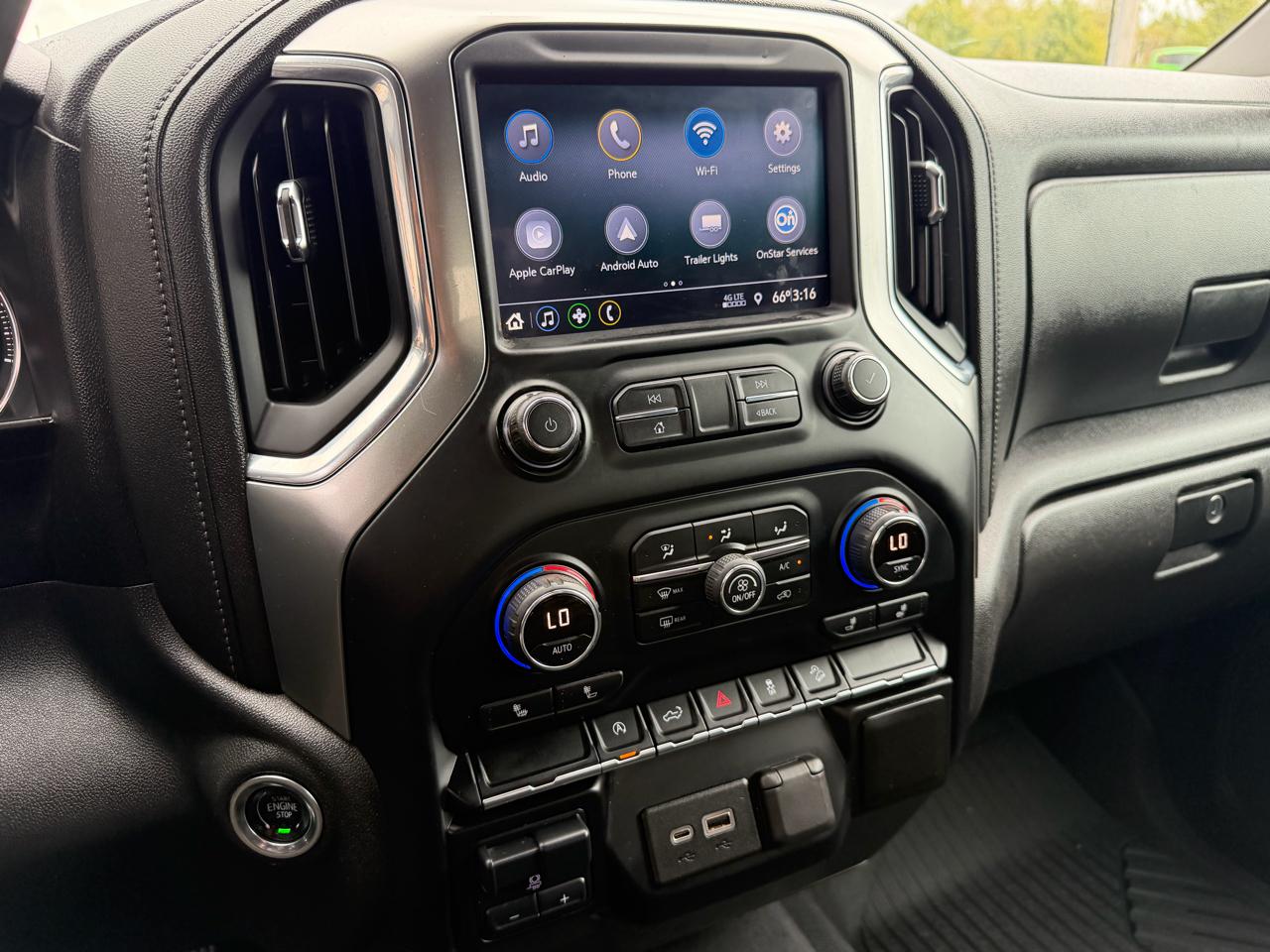 Chevrolet Silverado 1500 4WD Crew Cab 147" RST 2020