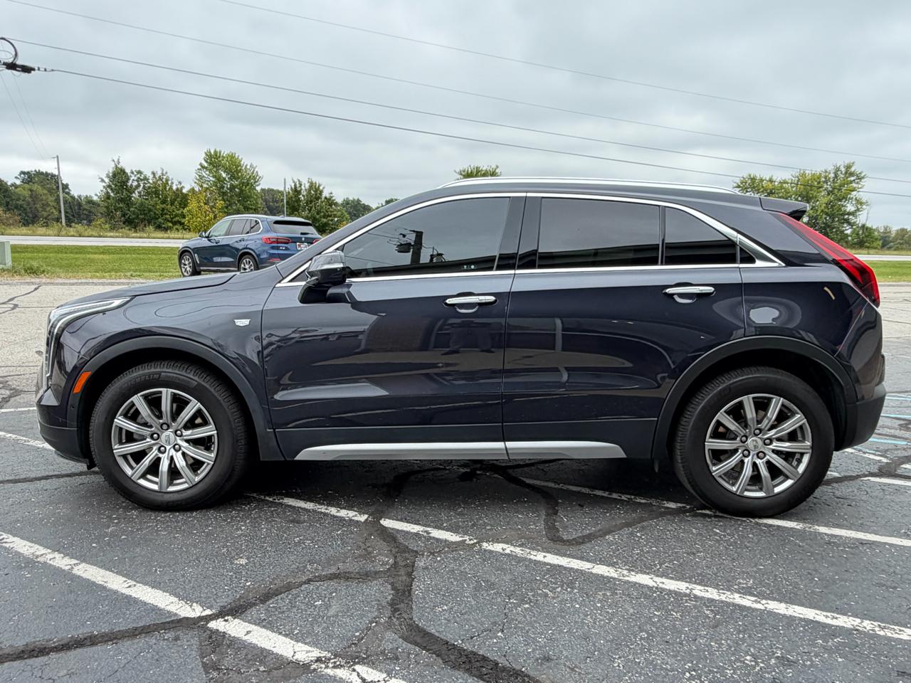 Cadillac XT4 AWD 4dr Premium Luxury 2022
