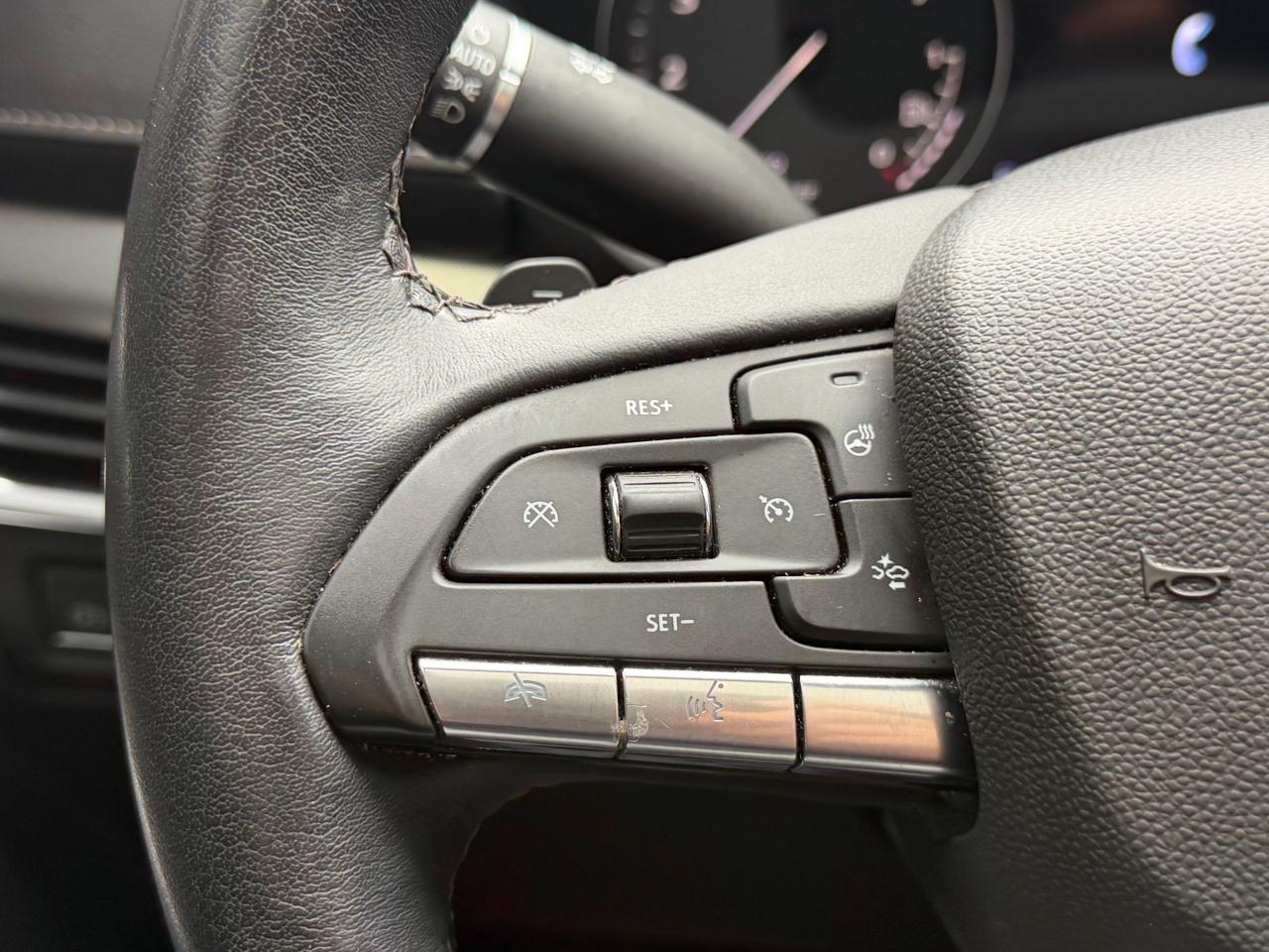 Cadillac XT4 AWD 4dr Premium Luxury 2022