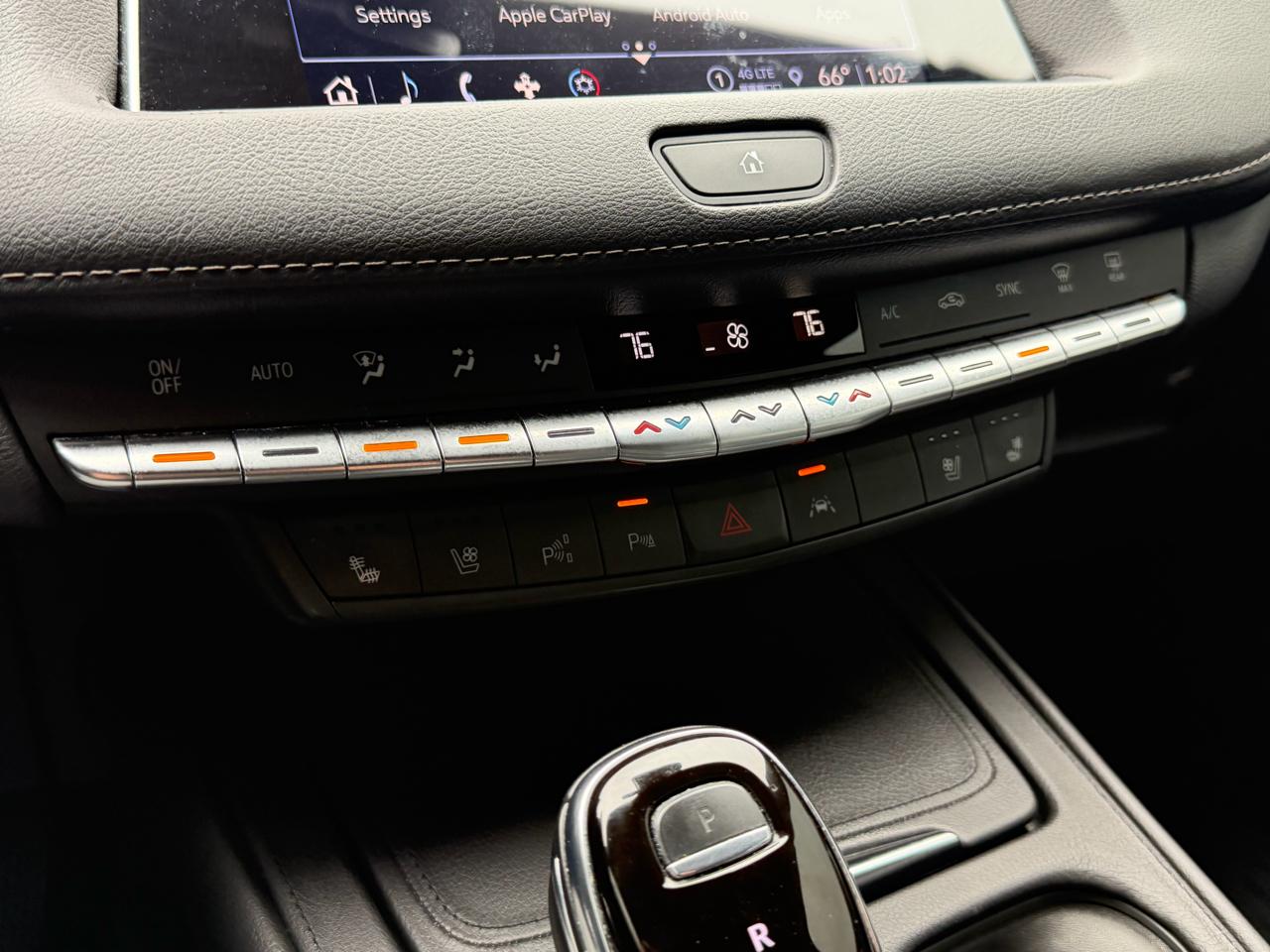Cadillac XT4 AWD 4dr Premium Luxury 2022