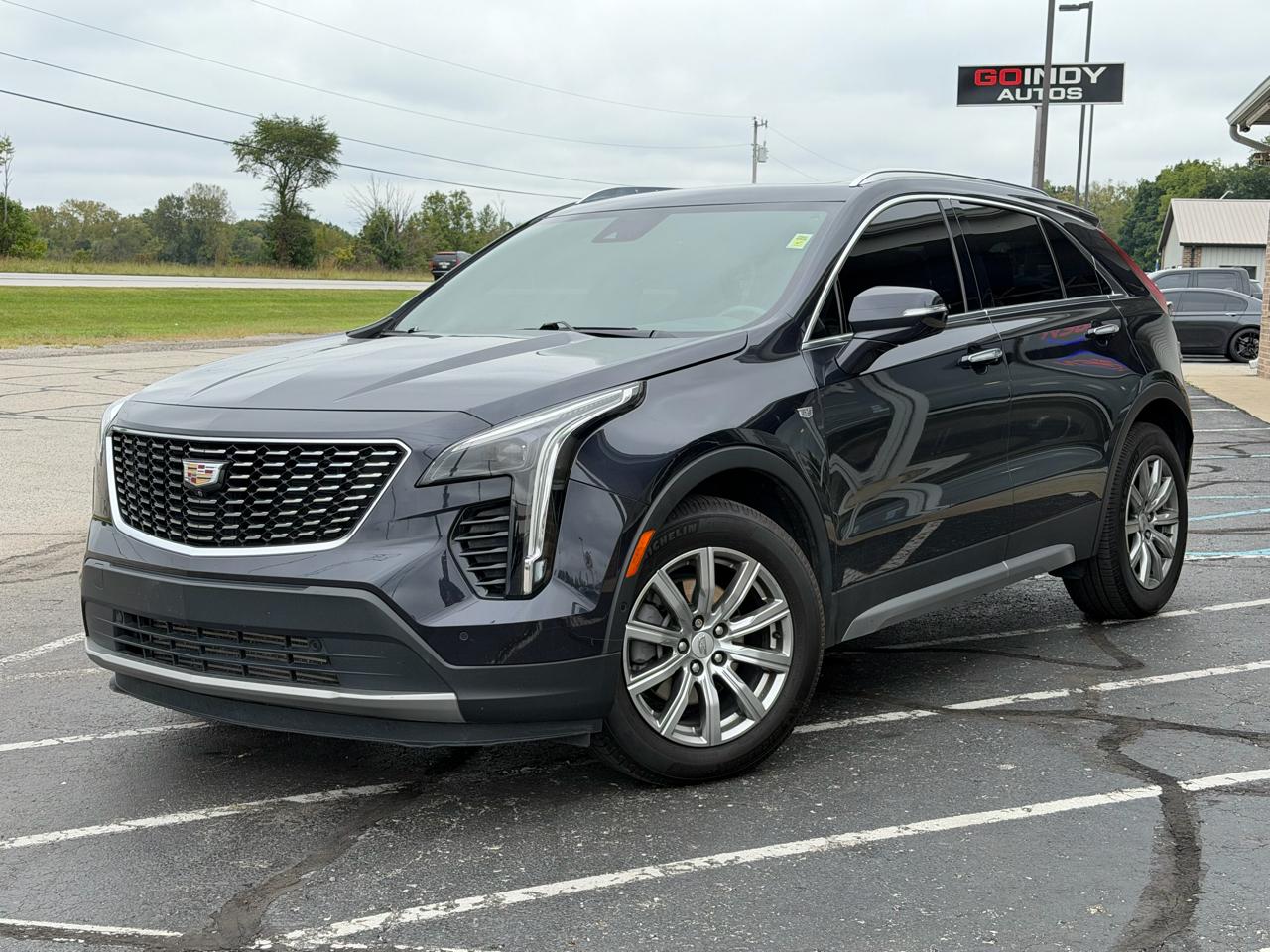 2022 Cadillac XT4 AWD 4dr Premium Luxury