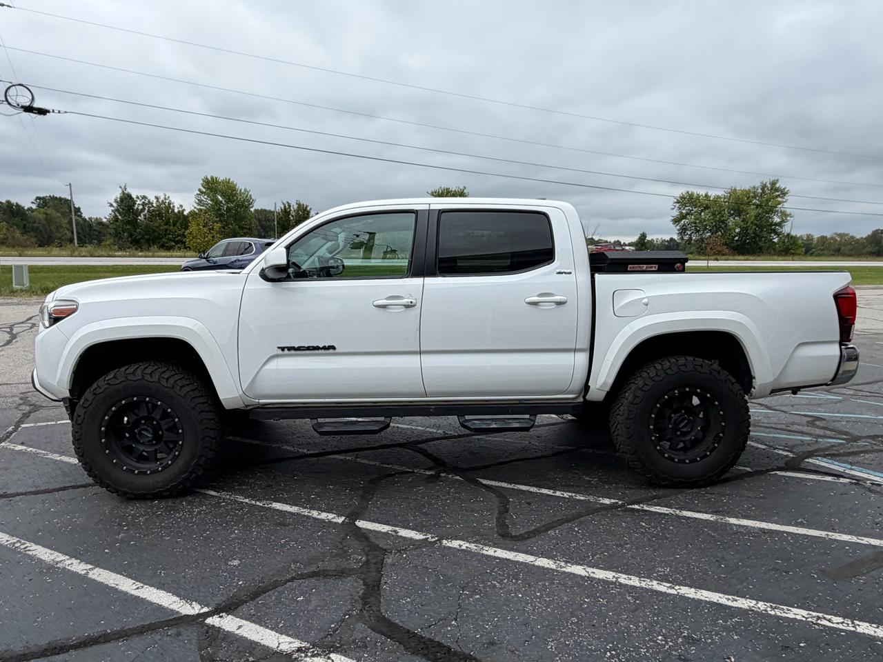 Toyota Tacoma SR5 V6 2018