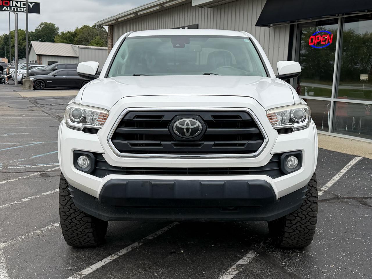 Toyota Tacoma SR5 V6 2018