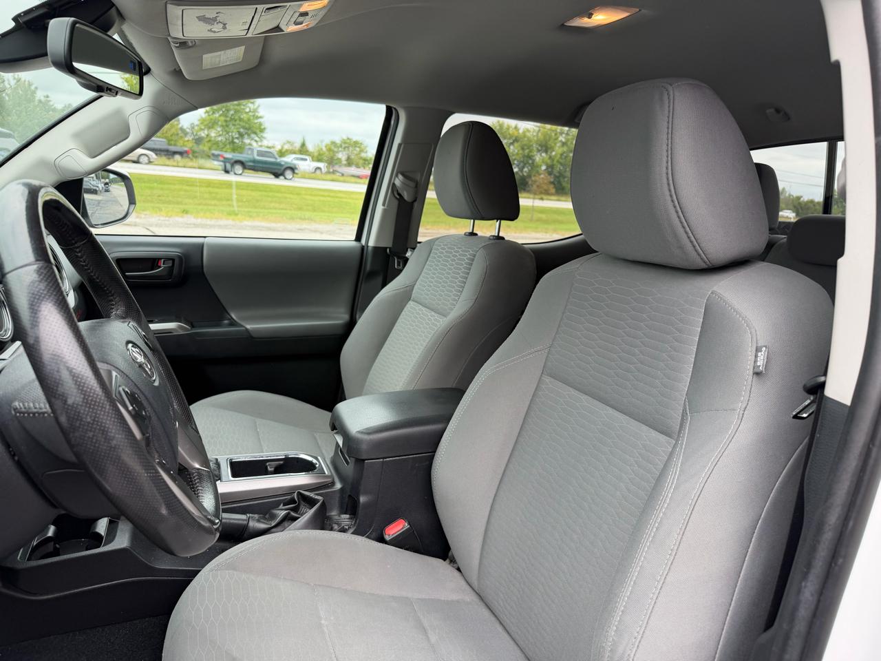 Toyota Tacoma SR5 V6 2018