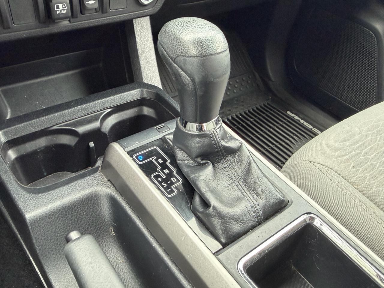 Toyota Tacoma SR5 V6 2018