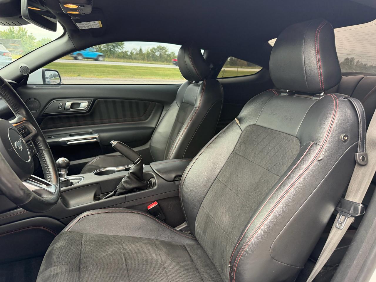 Ford Mustang GT Premium Coupe 2019