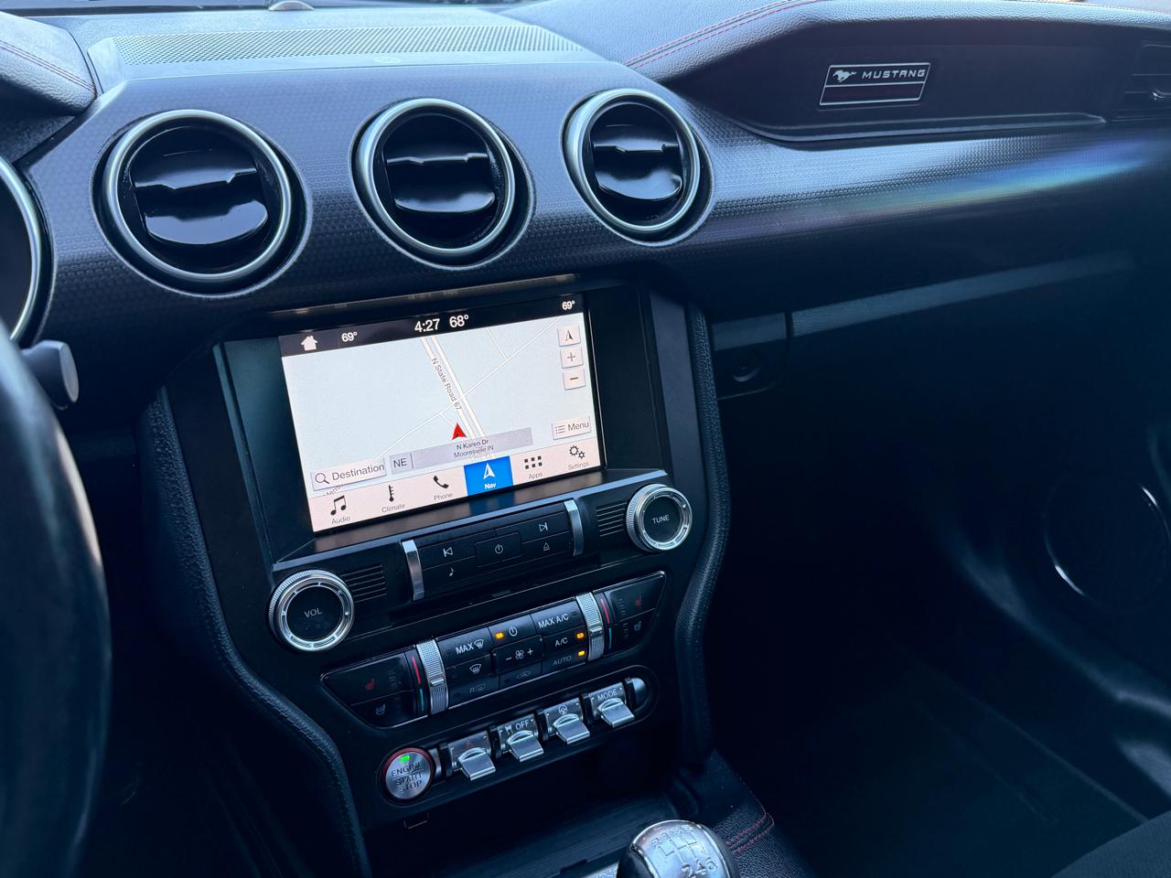 Ford Mustang photo 19