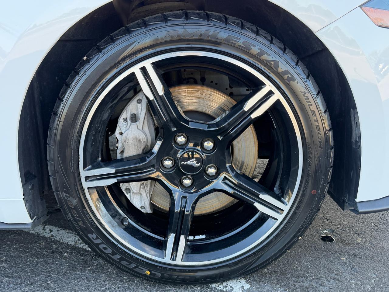 Ford Mustang photo 31