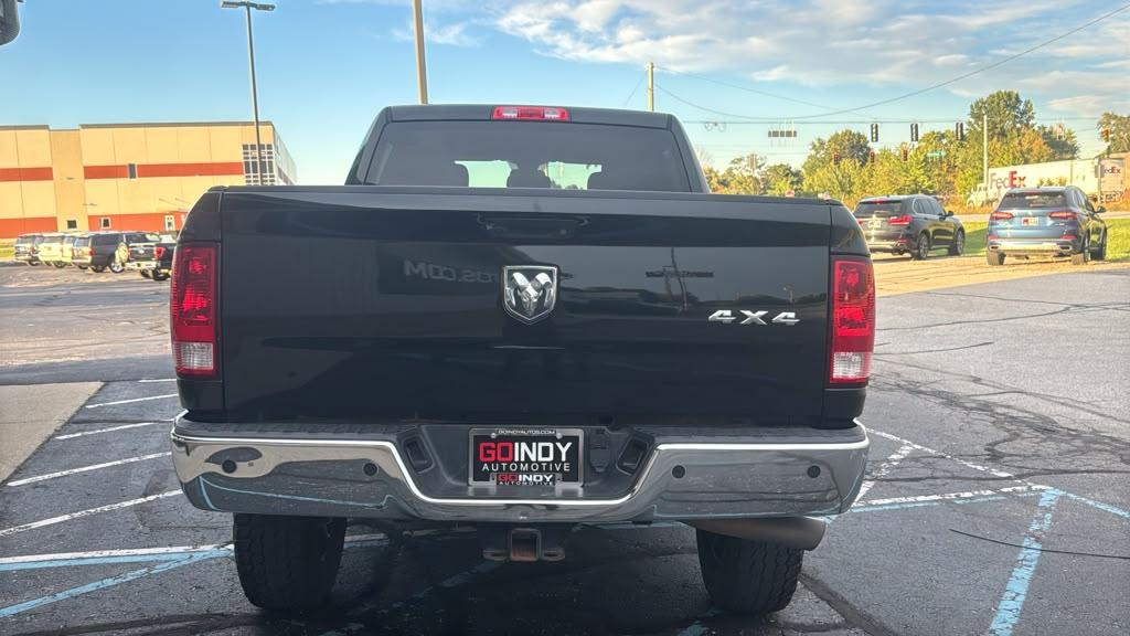 RAM 2500 Tradesman 4x4 Crew Cab 6'4" Box 2017