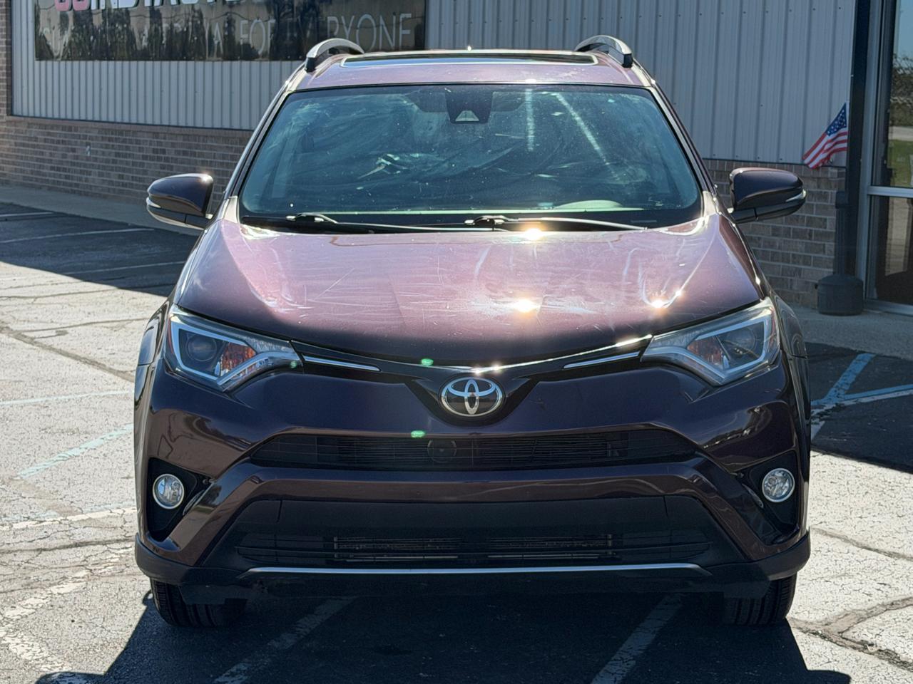 Toyota RAV4 XLE AWD (Natl) 2017