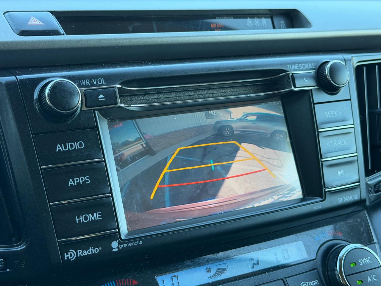 Toyota RAV4 XLE AWD (Natl) 2017
