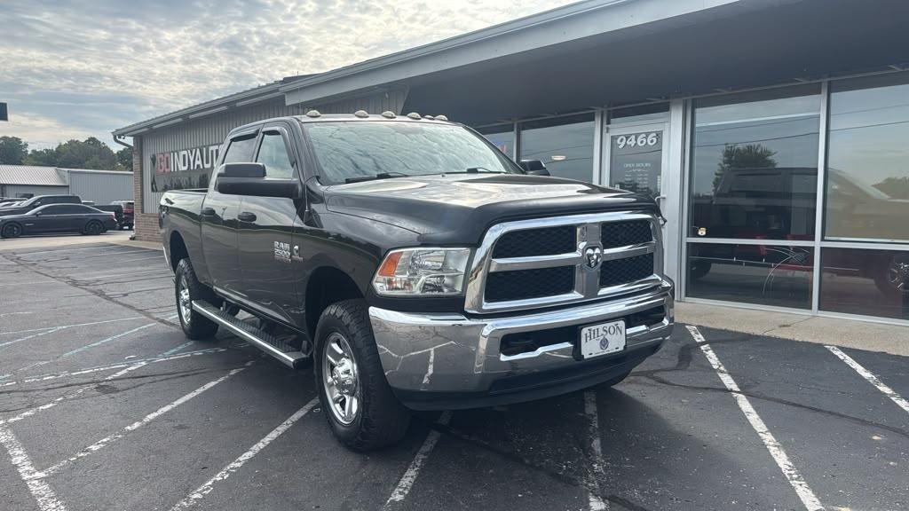 RAM 1500 4WD Quad Cab 140.5" Big Horn 2016