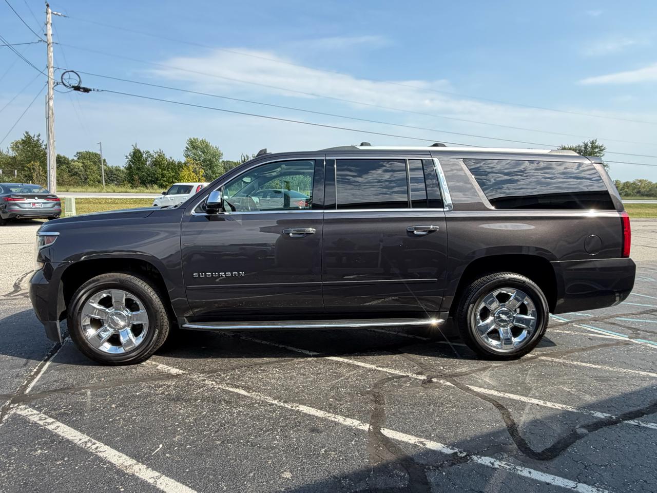 Chevrolet Suburban 4WD 4dr 1500 Premier 2017