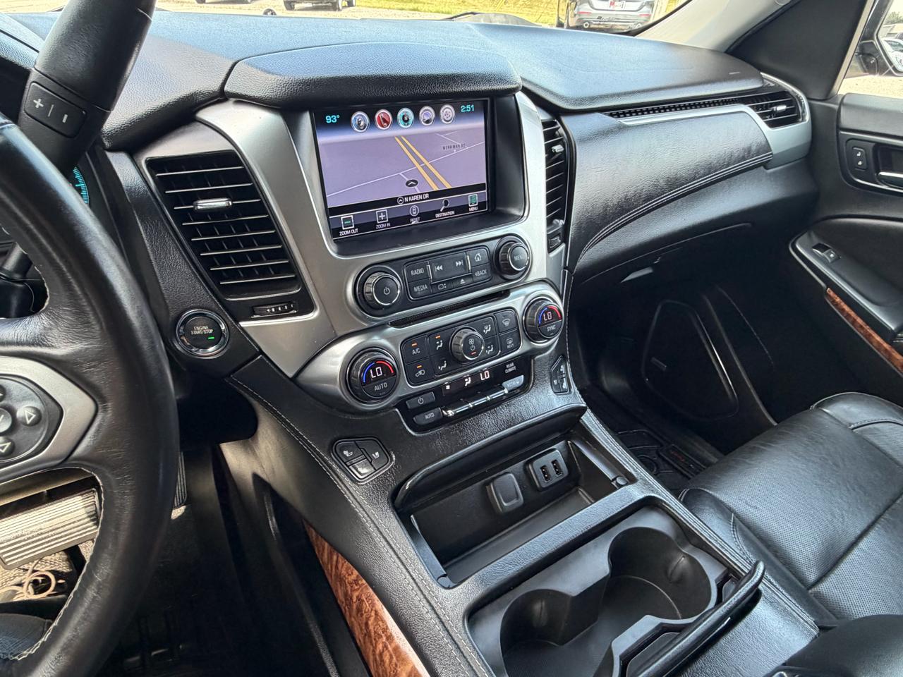 Chevrolet Suburban 4WD 4dr 1500 Premier 2017