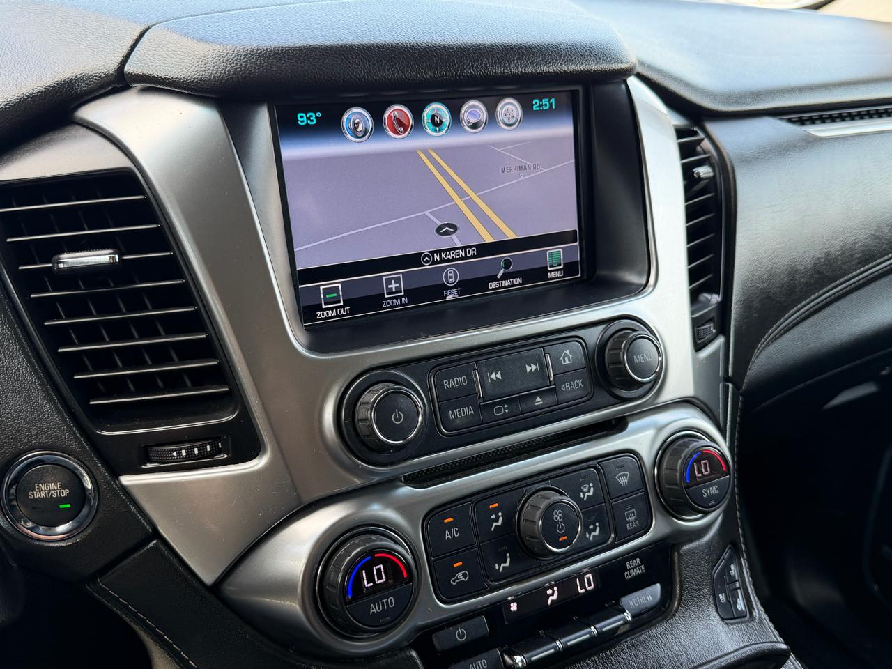 Chevrolet Suburban 4WD 4dr 1500 Premier 2017