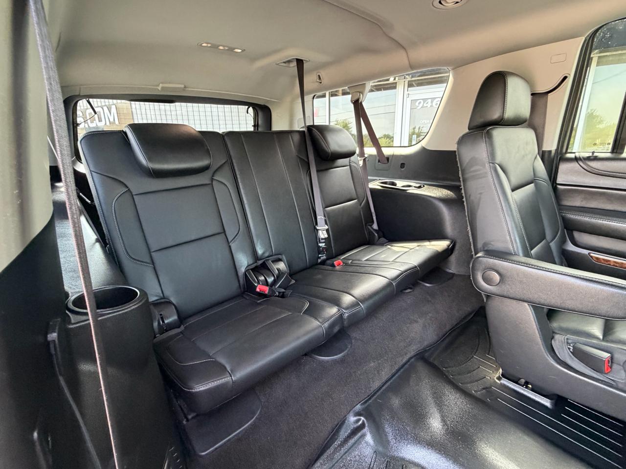 Chevrolet Suburban 4WD 4dr 1500 Premier 2017