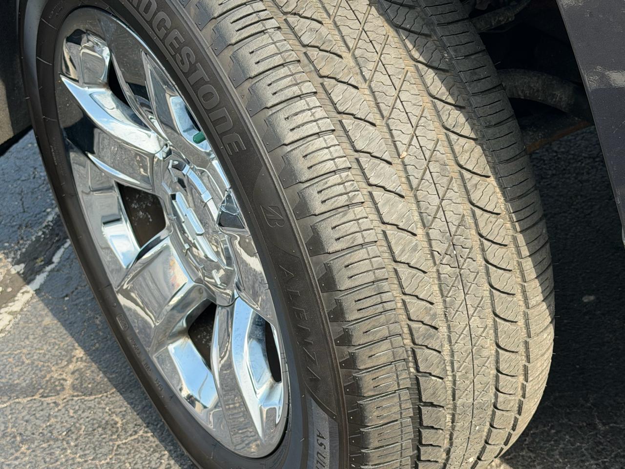 Chevrolet Suburban 4WD 4dr 1500 Premier 2017
