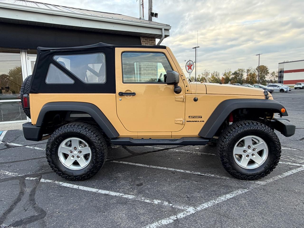 Jeep Wrangler 4WD 2dr Sport 2014