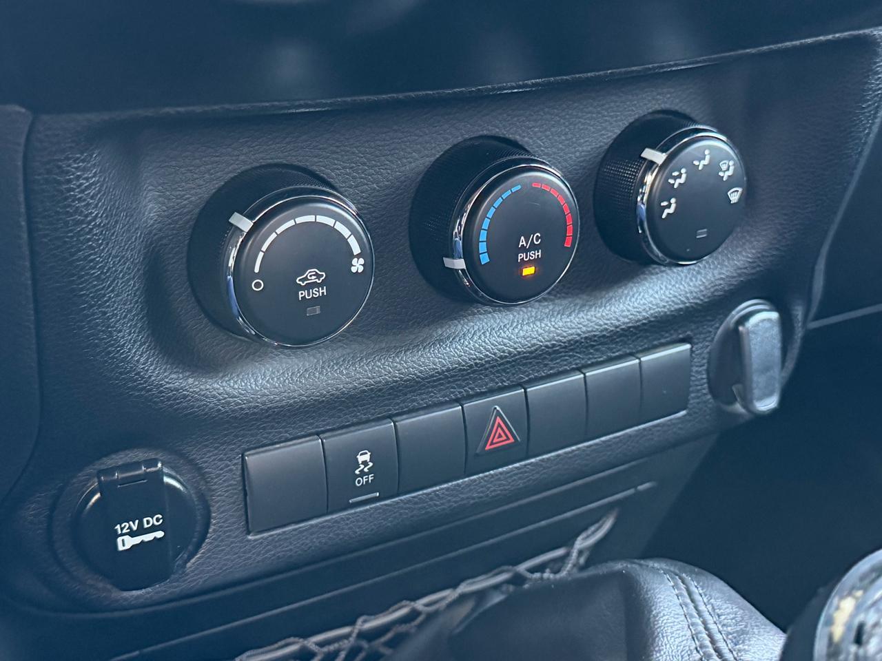 Jeep Wrangler 4WD 2dr Sport 2014