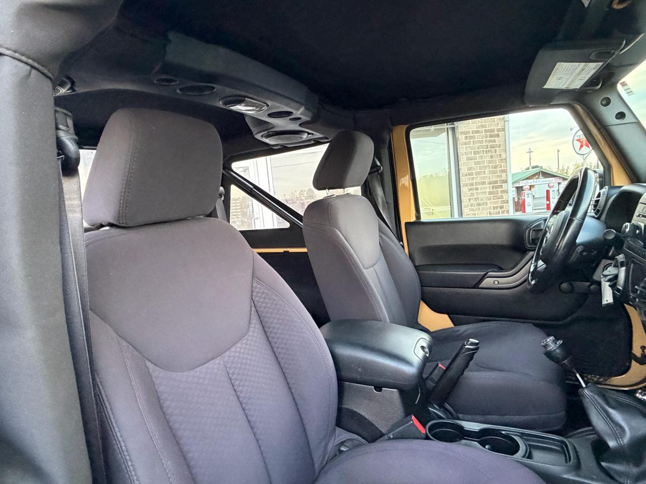 Jeep Wrangler 4WD 2dr Sport 2014