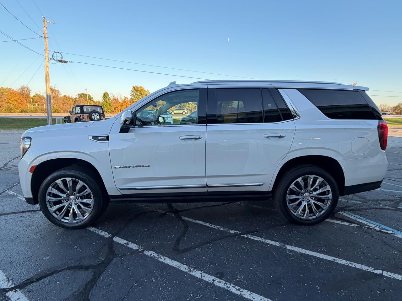 GMC Yukon 4WD 4dr Denali 2021