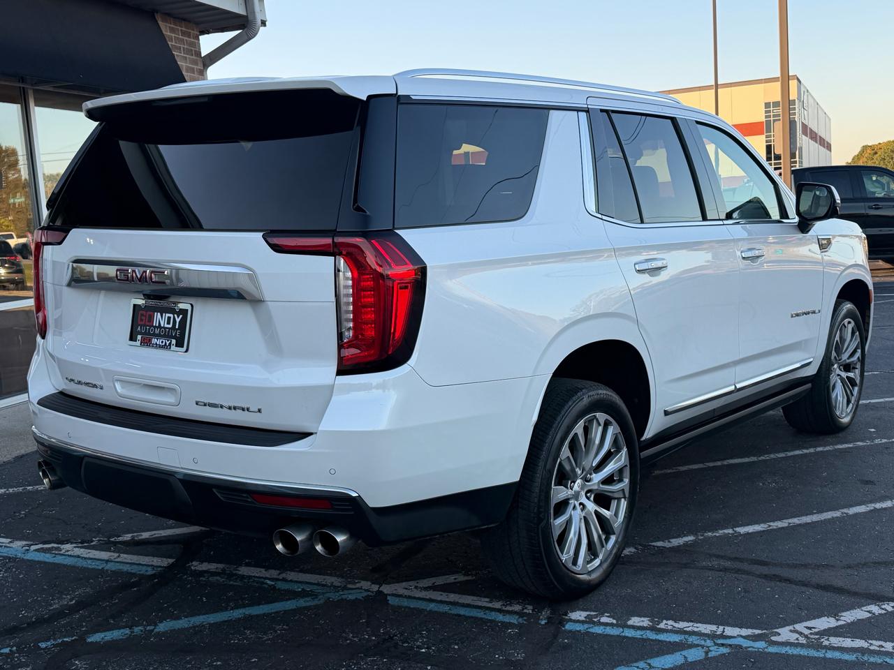 GMC Yukon 4WD 4dr Denali 2021