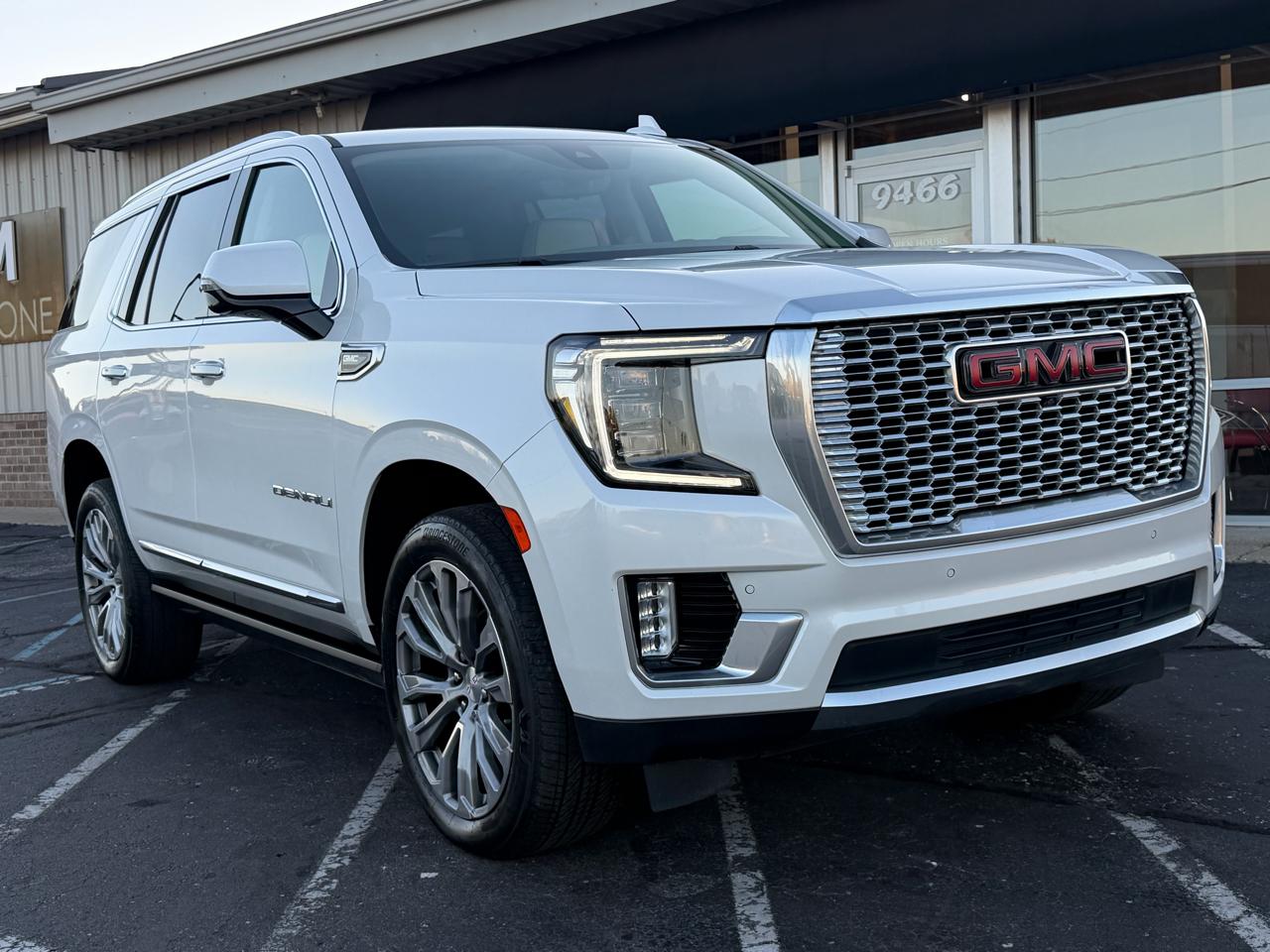 GMC Yukon 4WD 4dr Denali 2021