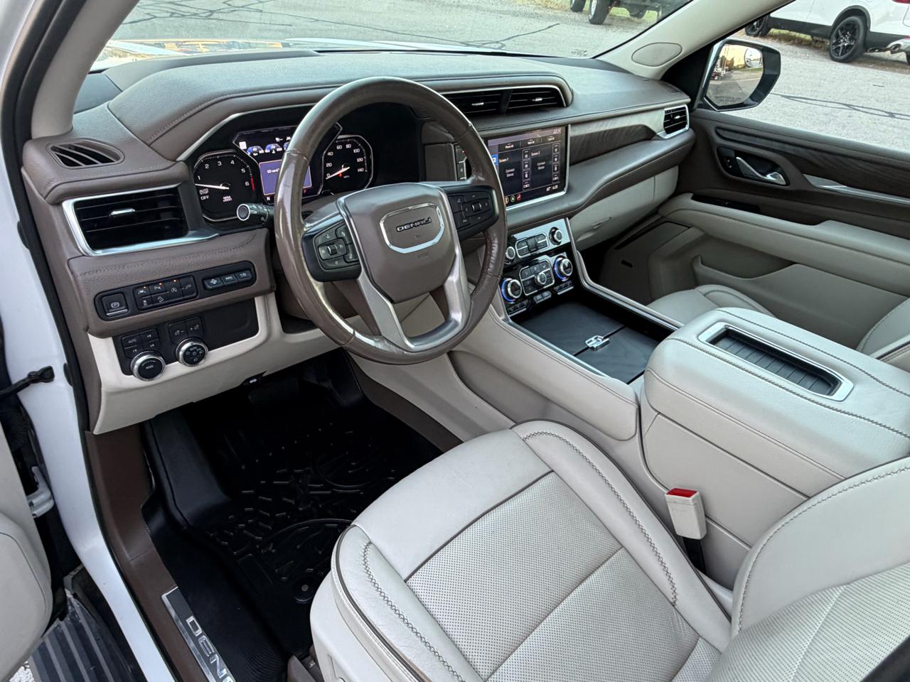 GMC Yukon 4WD 4dr Denali 2021