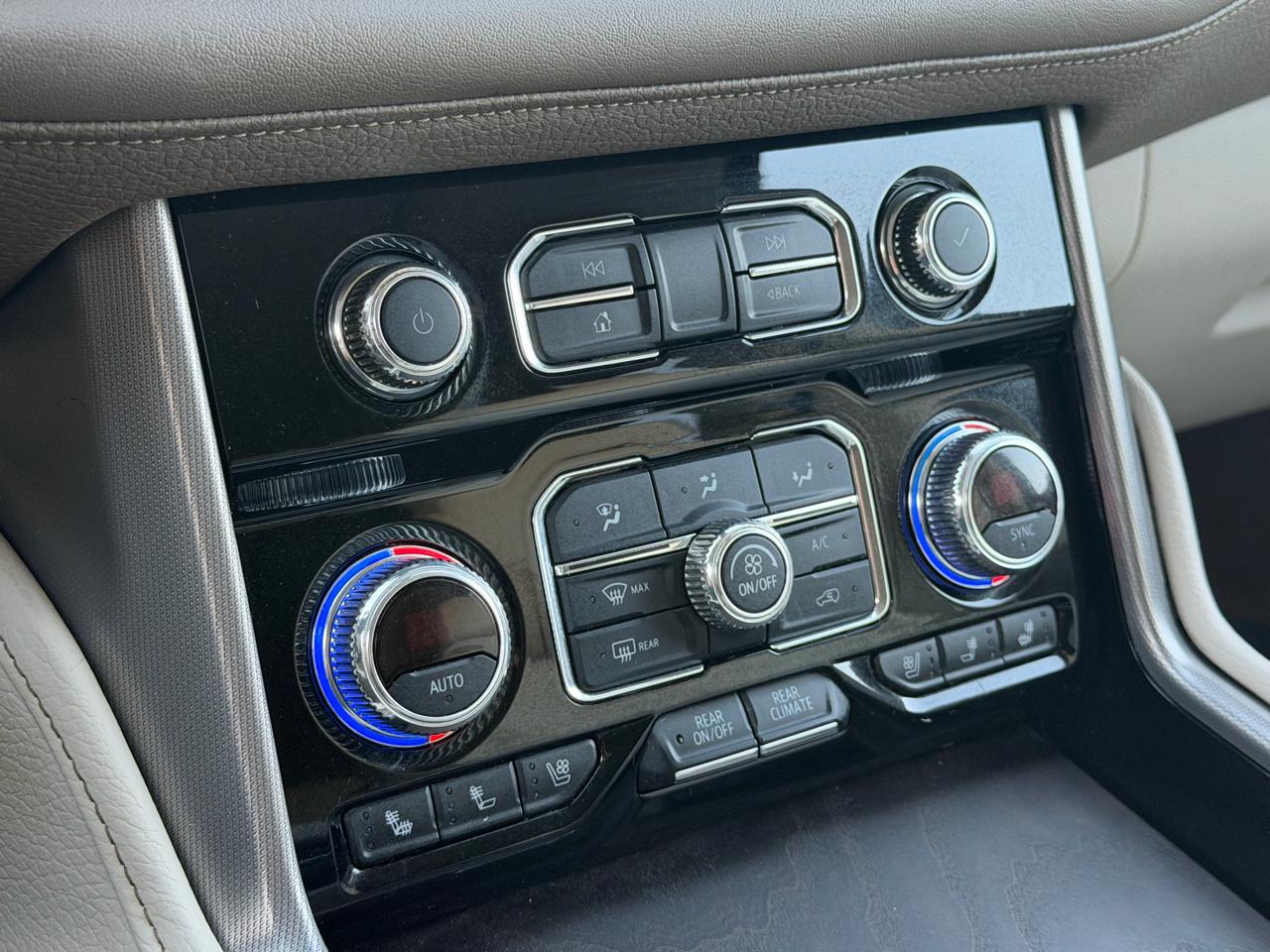 GMC Yukon 4WD 4dr Denali 2021