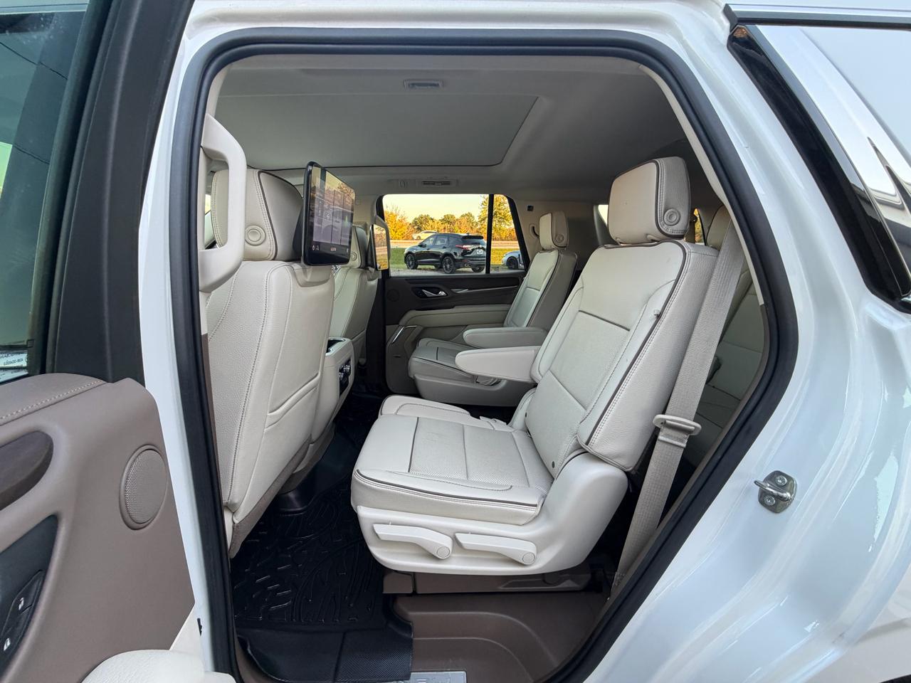 GMC Yukon 4WD 4dr Denali 2021