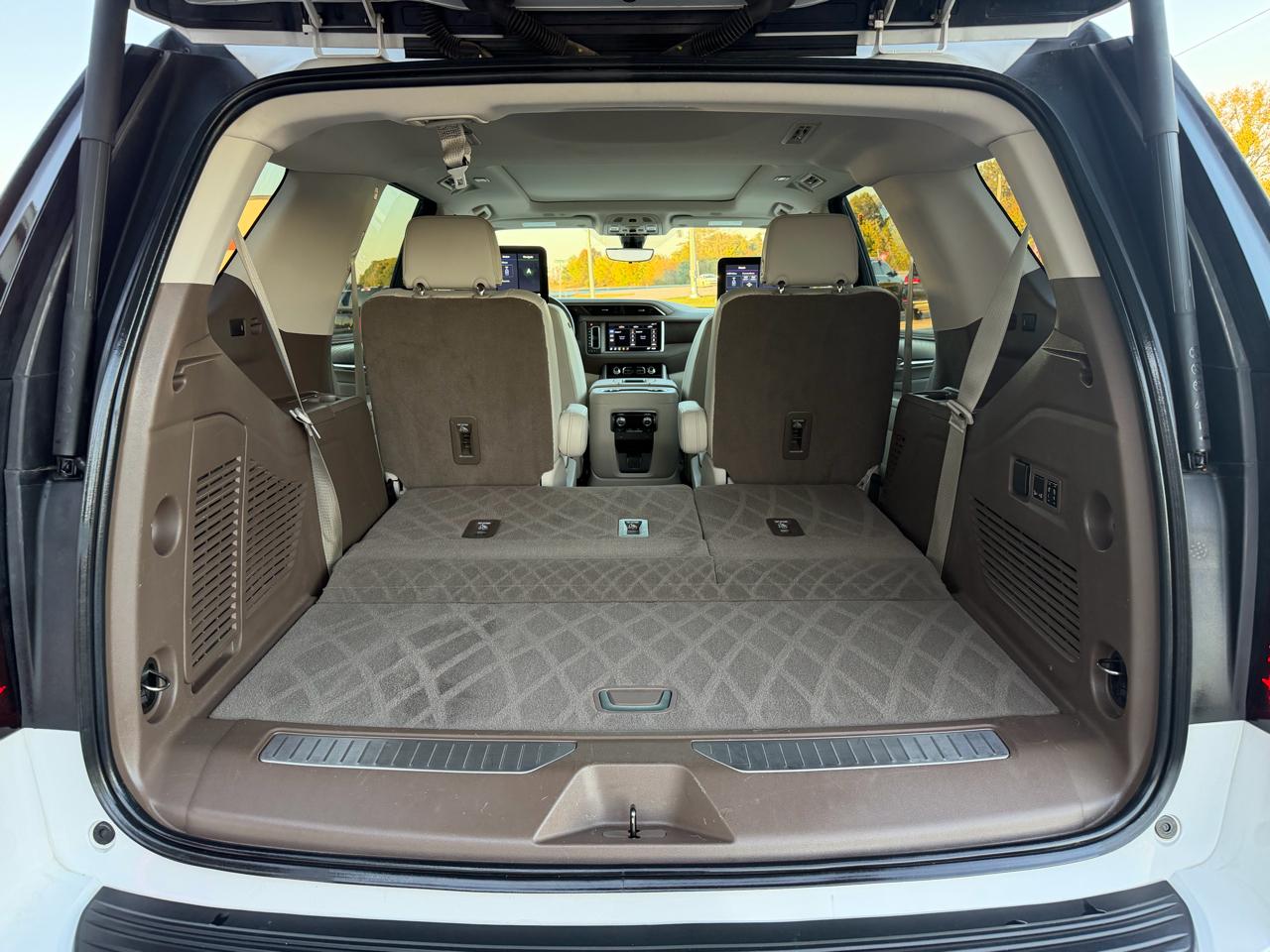 GMC Yukon 4WD 4dr Denali 2021