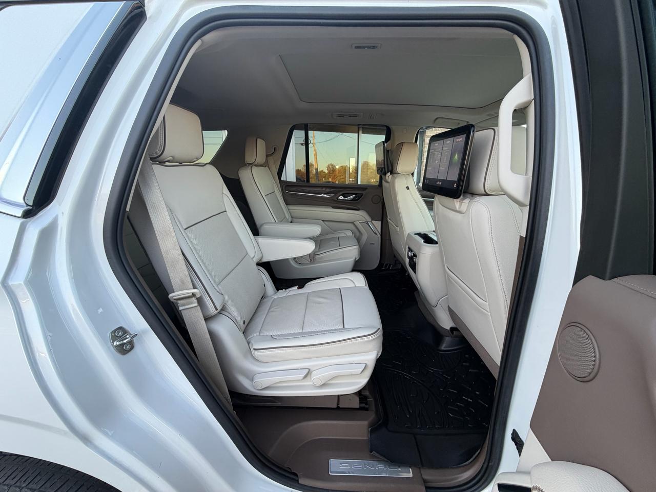 GMC Yukon 4WD 4dr Denali 2021