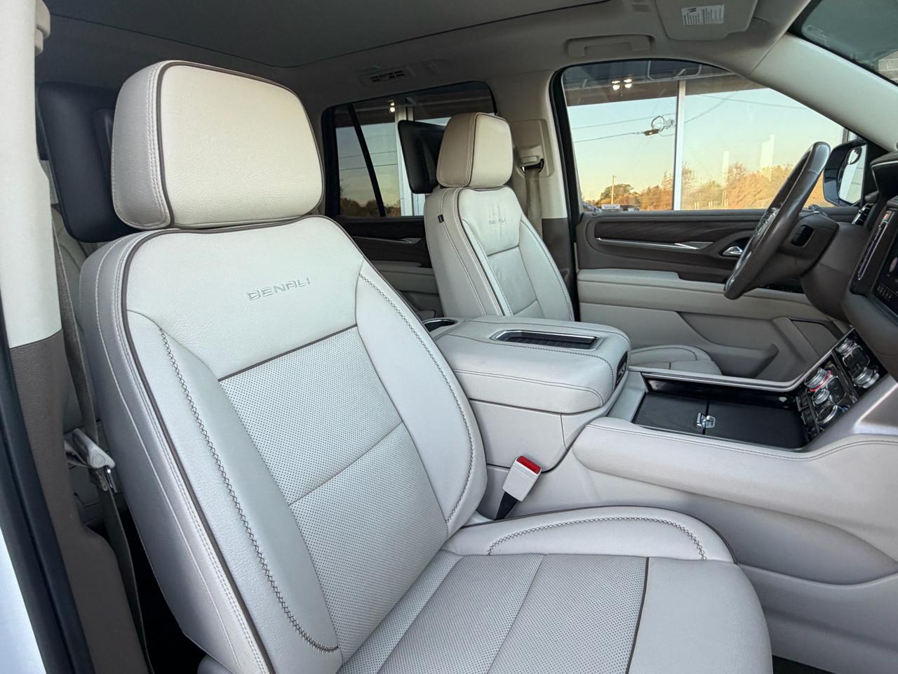GMC Yukon 4WD 4dr Denali 2021
