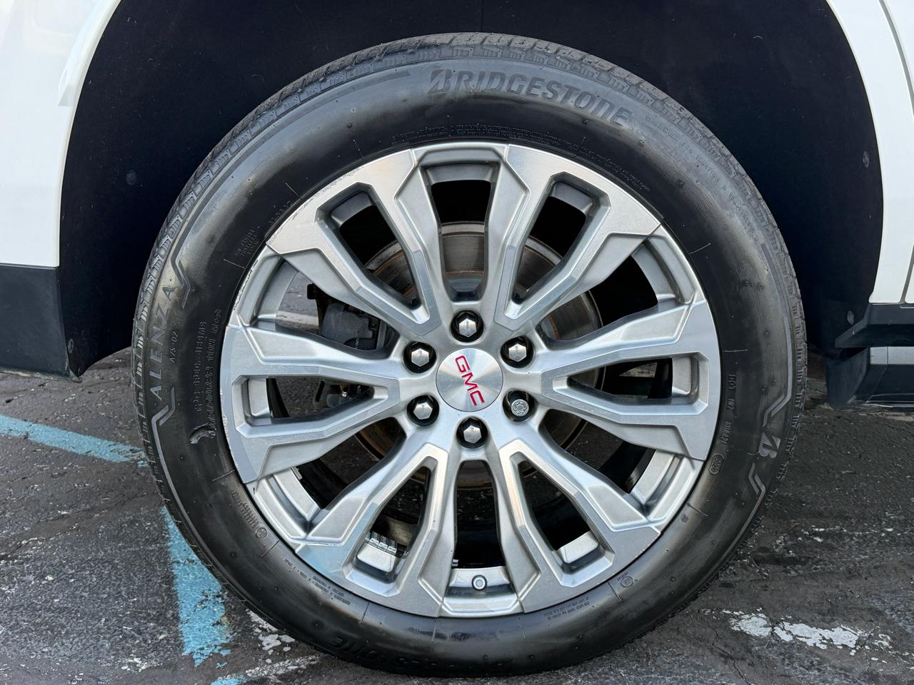 GMC Yukon 4WD 4dr Denali 2021